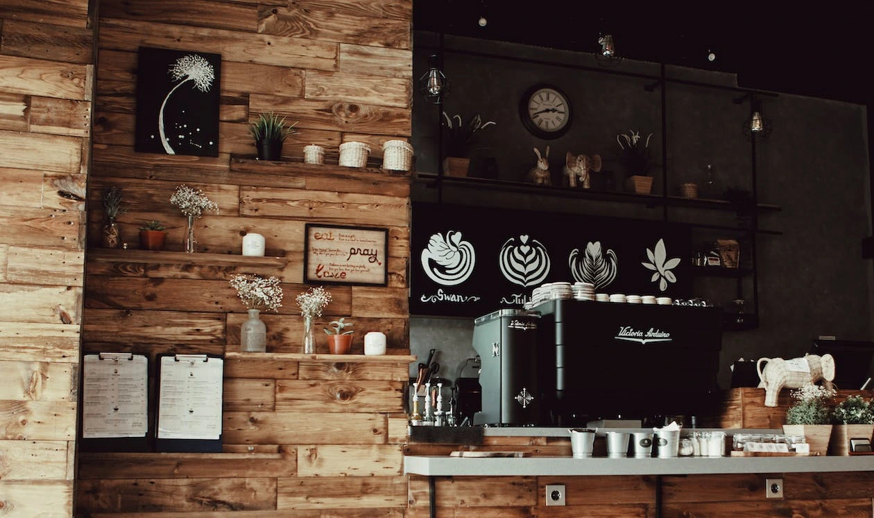 Atur Desain Tata Letak Coffee Shop