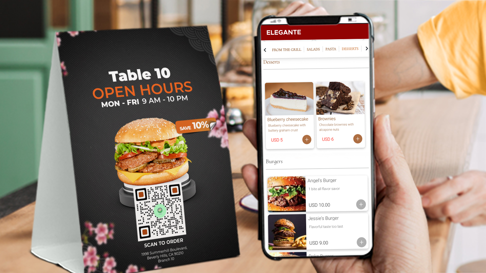 Scan QR Code Menu Digital di Restoran